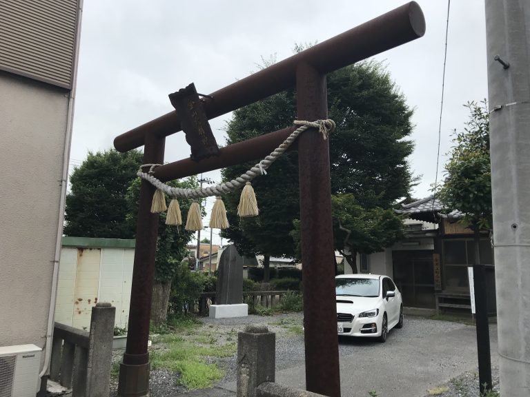 佐野市金井上町「金山神社」石碑の設置完了です。