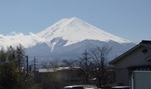 スタッフ紹介で笑わない人が笑いました。(^^♪