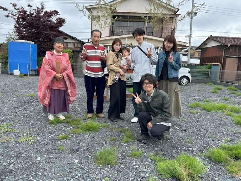 佐野市植上町K様　地鎮祭おめでとうございます。（日曜日で打合せの日になりました）