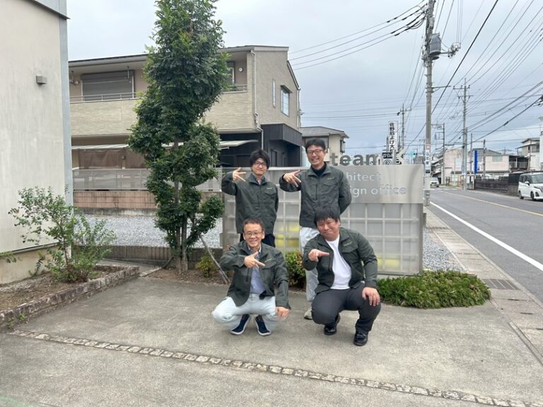 今月から入社いたしました飯島です。