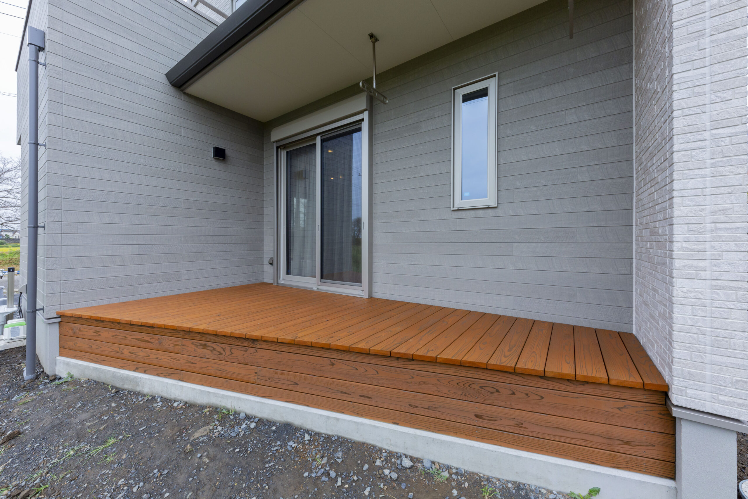 佐野市　2階建て注文住宅　ウッドデッキ