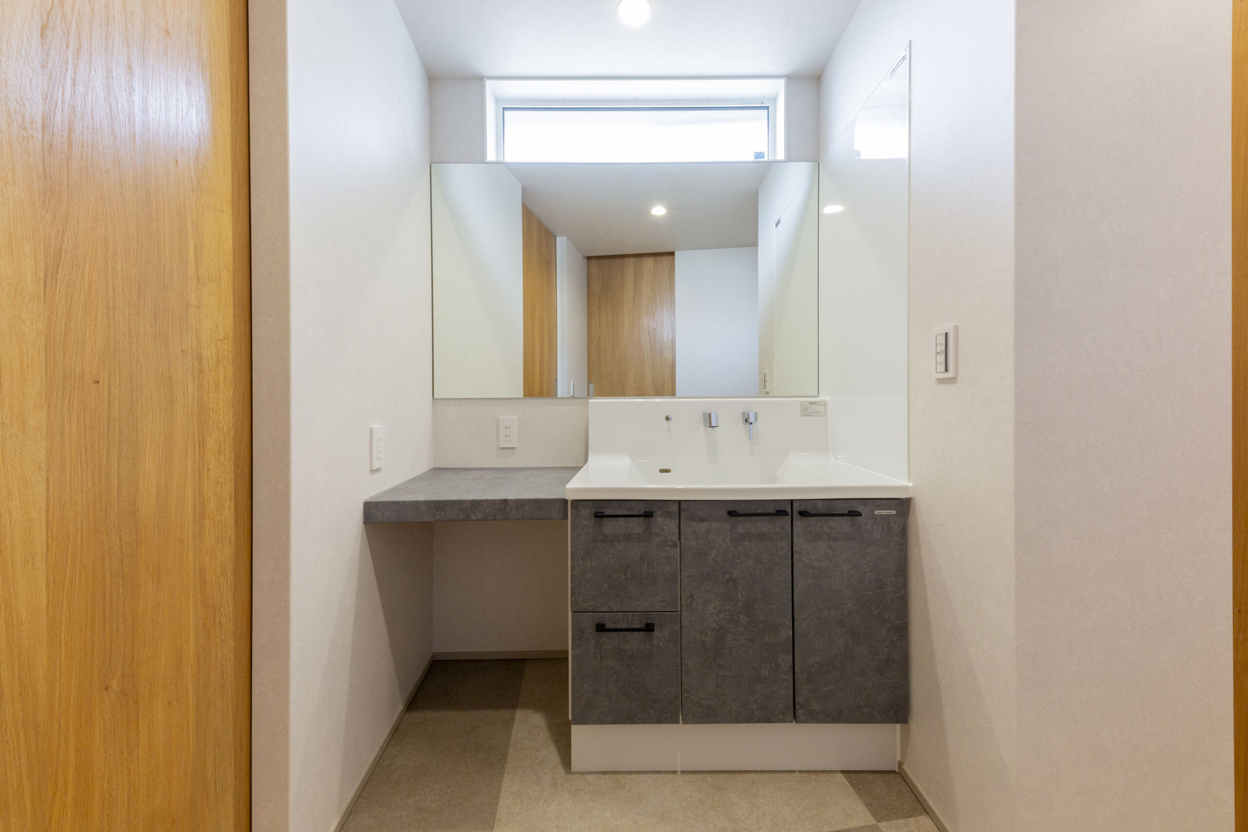 佐野市　二階建て住宅　洗面台