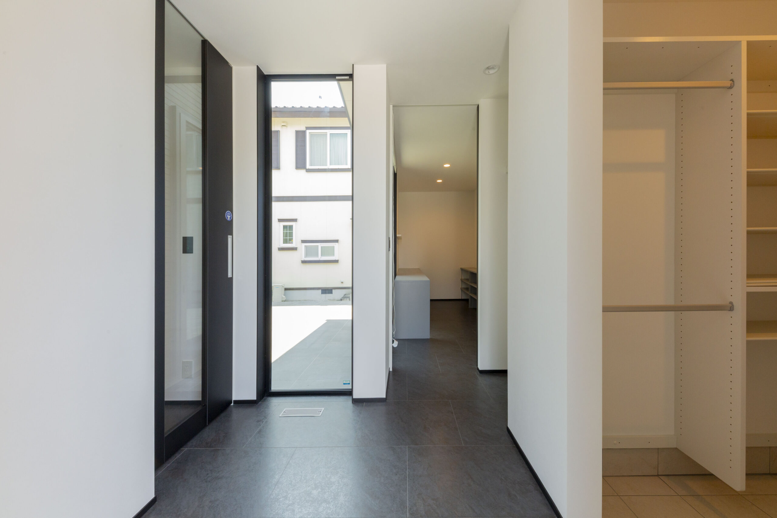 邑楽郡　平屋注文住宅　玄関土間