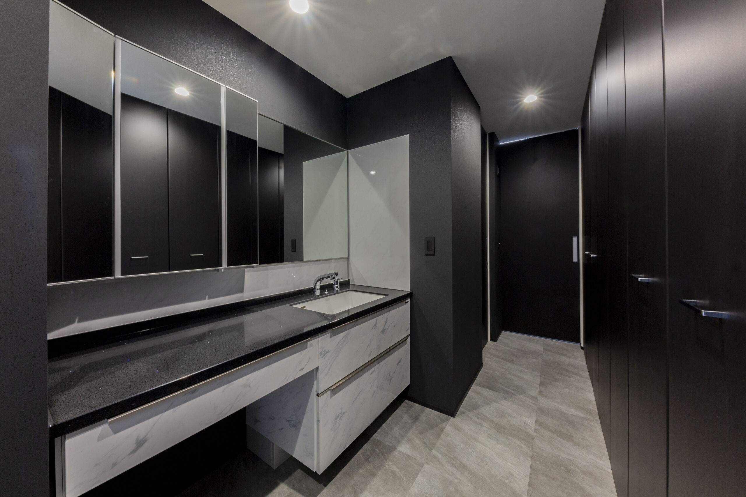 邑楽郡　平屋注文住宅　洗面台